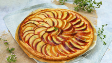 Tarte fine aux pêches
