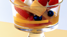 Verrine de fruits de saisons aux madeleines de Commercy