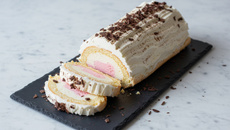 Buche glacée meringuée