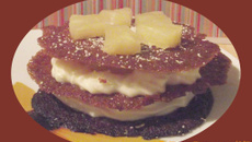 Mille-feuilles de tuile à l'ananas