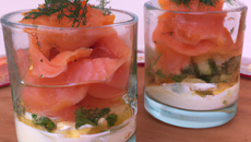 Verrine de saumon fumé et ricotta.