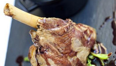 Souris d'agneau confite aux épices