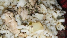 Escalope de poulet et son riz vert