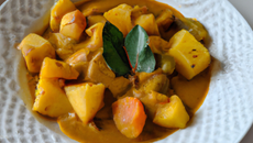Curry de pommes de terre maison