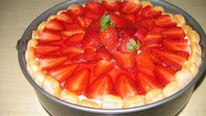 Charlotte aux fraises et menthe