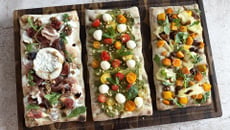 Trio de pinsa garnies pour l'apéritif