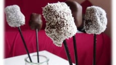 Sucettes pomme cannelle chocolat