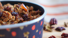 Granola façon Pecan Pie et raisins secs