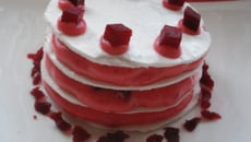 Millefeuille meringué à la betterave