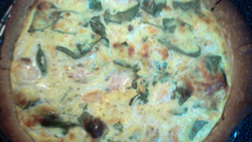 Quiche au saumon fumé et asperges vertes