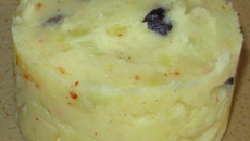 Purée de pommes de terre aux olives