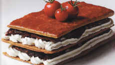 Millefeuilles aux tomates séchées