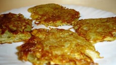 Bulviniai sklindziai su sezamais