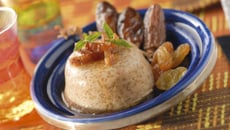 Petits flans de tapioca aux dattes