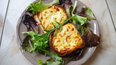 Croque-monsieur à la béchamel