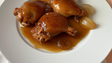Pillons de dinde aux navets et oignons caramélisés