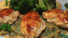 Quenelles nature et de volaille avec gratin de foie de volaille facon jaquotte