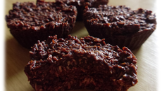 Bouchées au chocolat, noix de coco et pomme