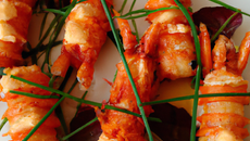 Banderilles de langoustines et de chorizo