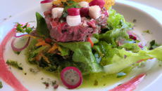 Fraîcheur bicolore et sa vinaigrette au cerfeuil