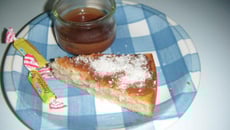 Gâteau au yaourt banane et coco à la sauce carambar
