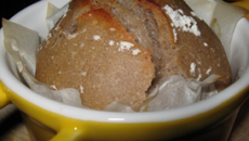 « Ptits » pains à la châtaigne et au levain en mini cocotte