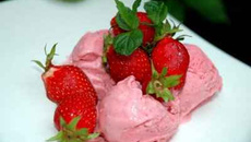 Glace à la fraise et mascarpone