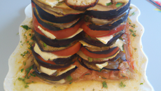 Mille-feuilles aubergine tomate