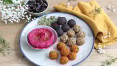 Trio de falafels et houmous de betterave