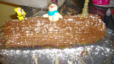 Bûche au chocolat et noisette