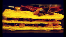 Mille feuilles foie gras confit d'oignon