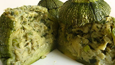 Courgettes farcies aux courgettes version soufflé aux courgettes