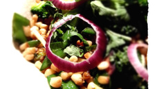 Maïs blanc et légumes verts sautés à l'asiatique