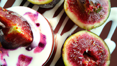 Figues Sauce Sangria  crémeux mascarpone et poivre Jamaïque