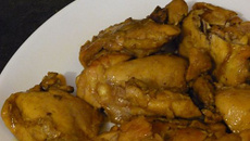 Poulet mariné au curcuma