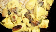 Emincés de poulet aux épices et amandes grillées