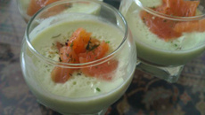 Verrines mousse de pâtisson et truite fumé