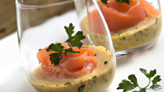 Verrine de saumon fumé pour l'apéritif