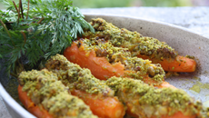 Carottes primeurs à l'agneau et à la pistache