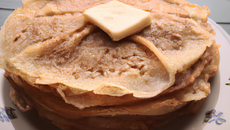 Pâte à crêpes au lait et beurre