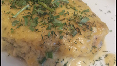 Saumon à la crème, moutarde et fines herbes