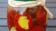 Pepperoncinis farcis au fromage de brebis