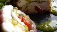 Terrine de poulet au pesto