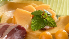 Carpaccio de melon de Nérac en infusion de poivre et verveine citronnée