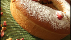 Brioche moulée aux pralines roses