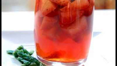 Gelée de fraises au thé à la menthe