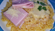 Pâtes d'Alsace, sauce au roquefort et au jambon de Parme