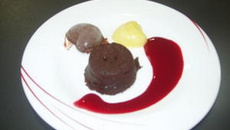 Gâteau coulant au chocolat , muscade vanille