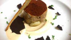 Tiramisu de foie gras, artichaud et truffe