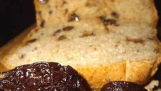 Pain aux pruneaux